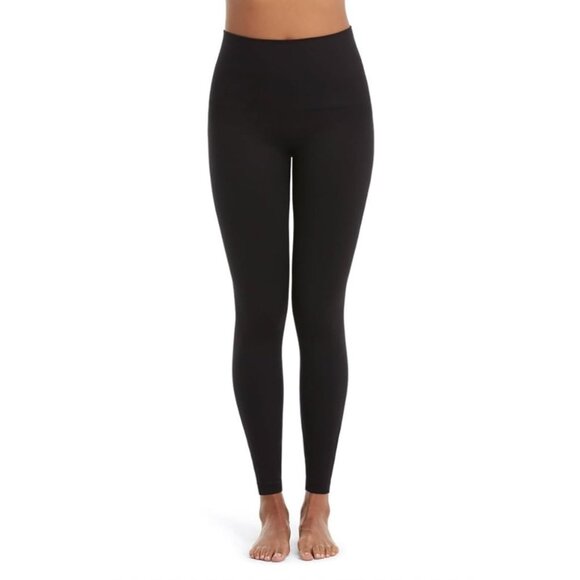 SPANX Womens Medium Black Seamless Legging Sculpt Athletic Tummy Control NEW - Picture 1 of 3